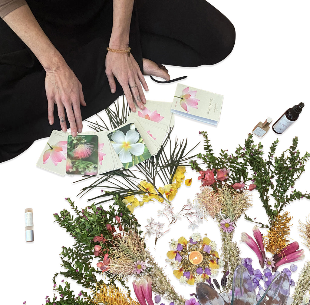 Flower reading + healing session. Distance healing.