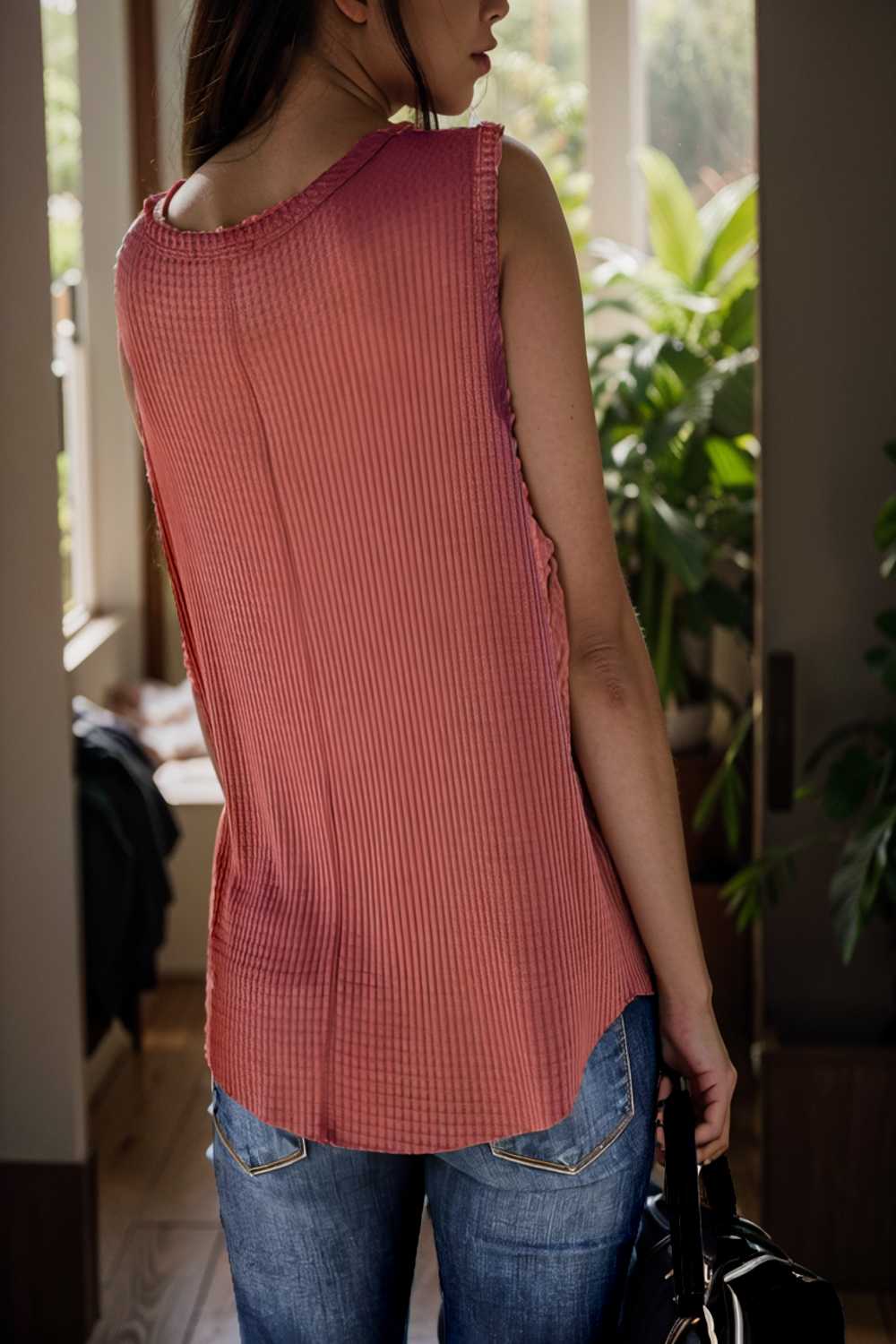 solid round neck sleeveless top vest