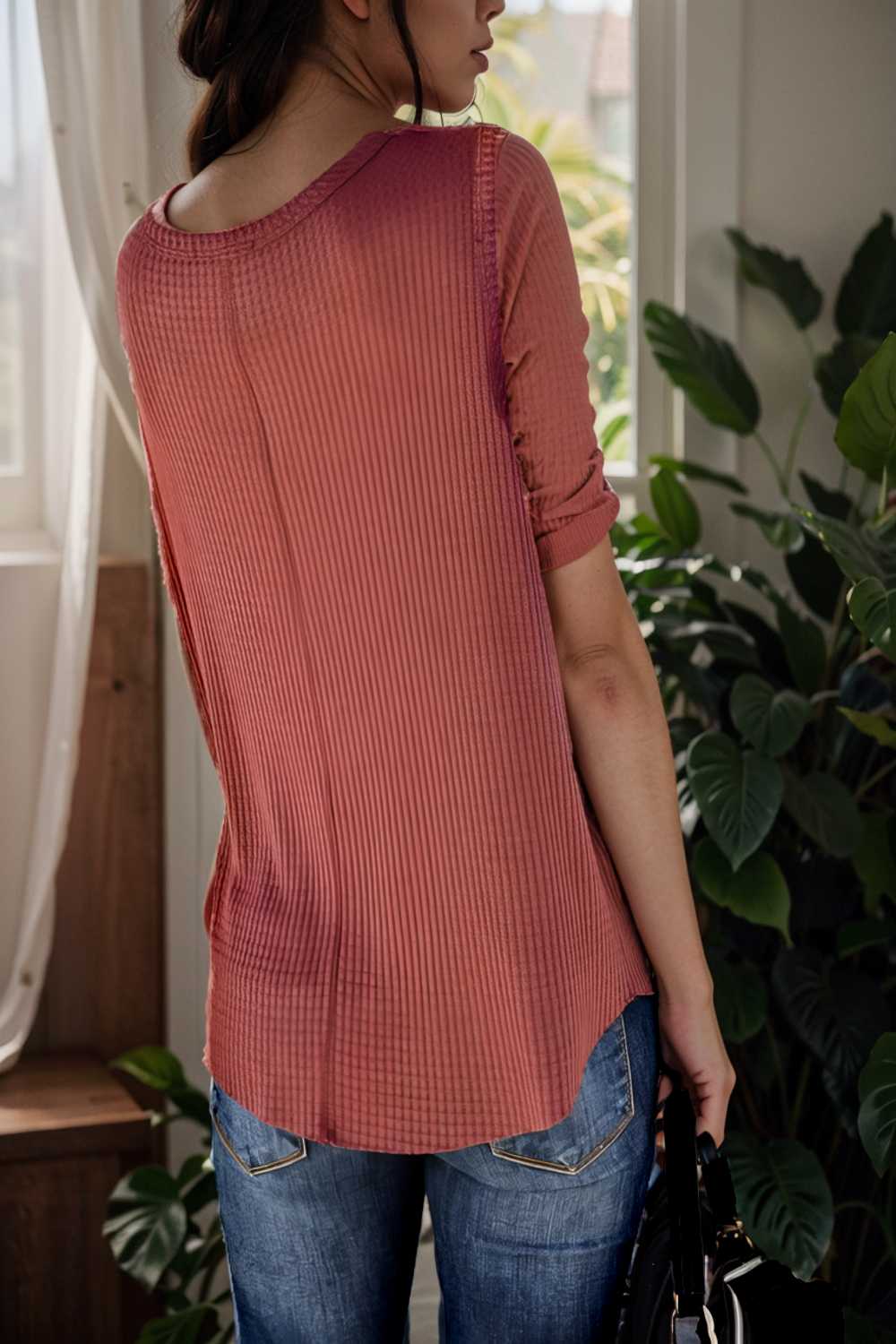 solid round neck sleeveless top vest